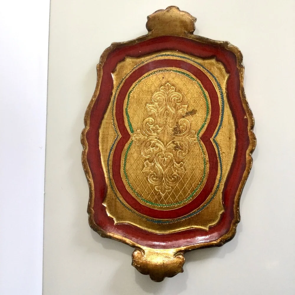 Vintage Florentine Wood Tray Gold Leaf Red Hand Painted Italian Scalloped 13.5in